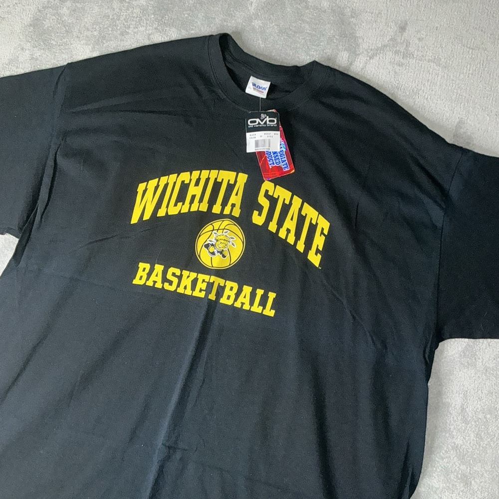 WSU WICHITA STATE University  SHOCKERS BASKETBALL T-Shirt 2XL NWT NEW